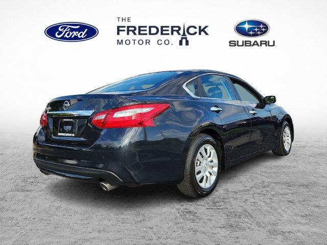 2016 Nissan Altima - $9,665