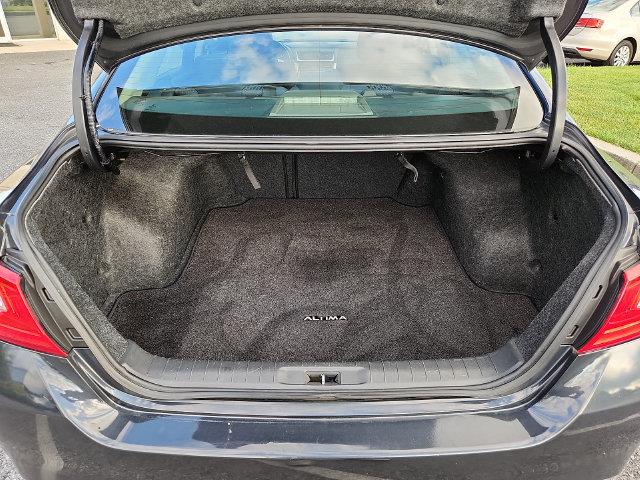 2016 Nissan Altima - $9,665