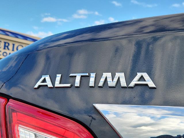 2016 Nissan Altima - $9,665