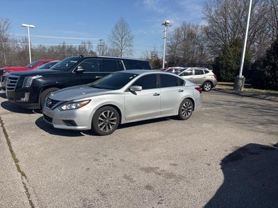2017 Nissan Altima 2.5 SV 4DR Sedan