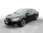 2017 Altima Thumbnail 1