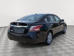 2015 Altima Thumbnail 13