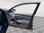 2015 Altima Thumbnail 25