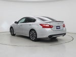 2017 Altima Thumbnail 2