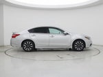 2017 Altima Thumbnail 7
