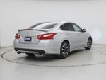 2017 Altima Thumbnail 8