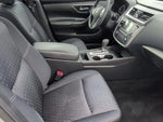 2017 Altima Thumbnail 25