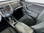 2014 Altima Thumbnail 10