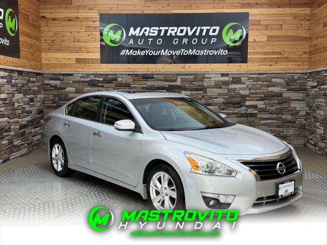 2015 Nissan Altima - $9,899