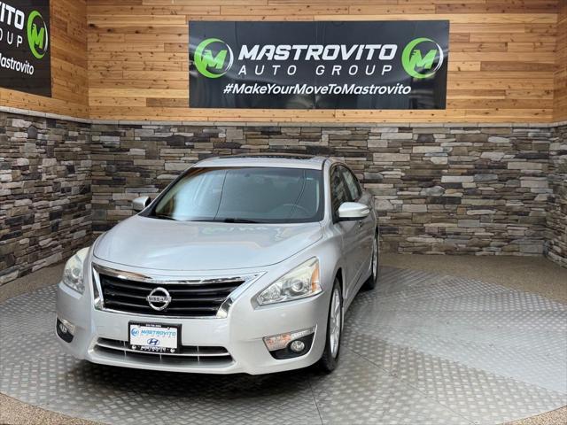2015 Nissan Altima - $9,899
