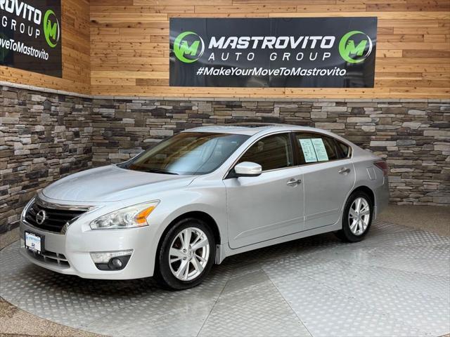 2015 Nissan Altima - $9,899