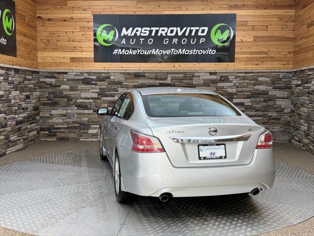 2015 Nissan Altima - $9,899