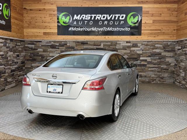 2015 Nissan Altima - $9,899