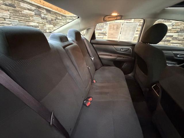 2015 Nissan Altima - $9,899