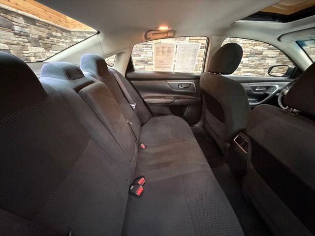 2015 Nissan Altima - $9,899