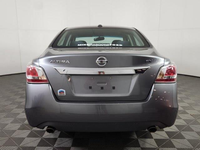 2015 Nissan Altima - $9,815