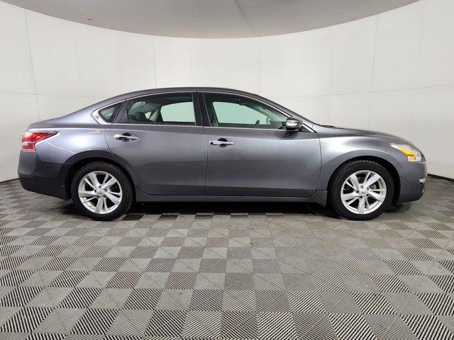 2015 Nissan Altima - $9,815