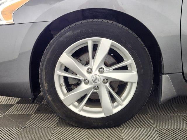 2015 Nissan Altima - $9,815