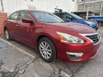 2015 Altima Thumbnail 3
