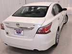 2015 Altima Thumbnail 33