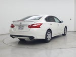 2016 Altima Thumbnail 8