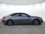 2016 Altima Thumbnail 3
