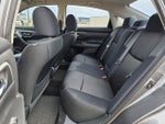 2016 Altima Thumbnail 15