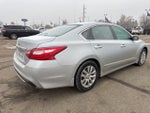 2017 Altima Thumbnail 9