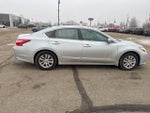 2017 Altima Thumbnail 10