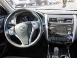 2014 Altima Thumbnail 14