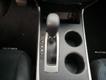 2015 Altima Thumbnail 17
