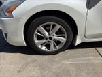 2015 Altima Thumbnail 10