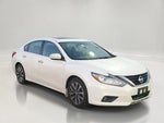 2016 Altima Thumbnail 1