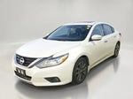 2016 Altima Thumbnail 3