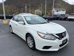 2016 Altima Thumbnail 3