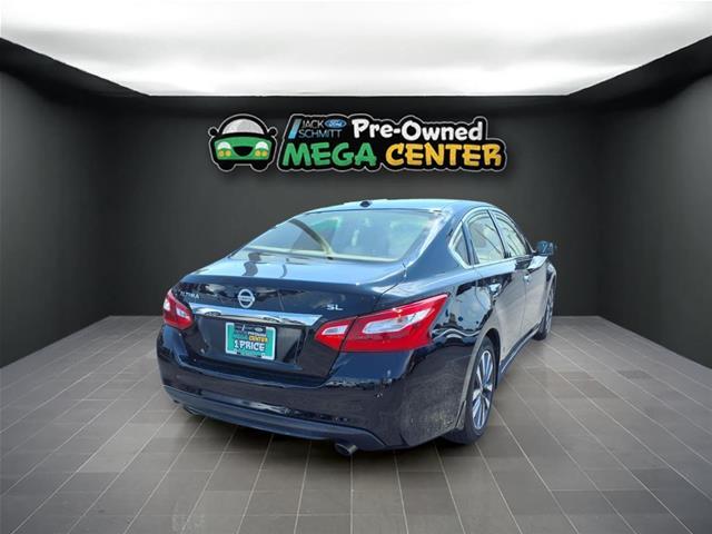 2016 Nissan Altima - $7,500