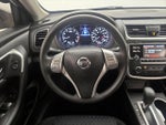 2016 Altima Thumbnail 10