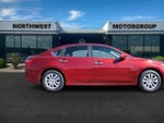 2016 Altima Thumbnail 8