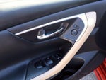 2016 Altima Thumbnail 10