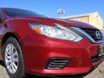 2016 Altima Thumbnail 23
