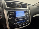 2017 Altima Thumbnail 14