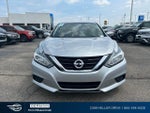 2017 Altima Thumbnail 3