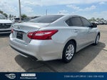 2017 Altima Thumbnail 8