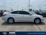 2017 Altima Thumbnail 9