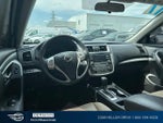 2017 Altima Thumbnail 15