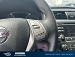 2017 Altima Thumbnail 24