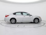 2017 Altima Thumbnail 7