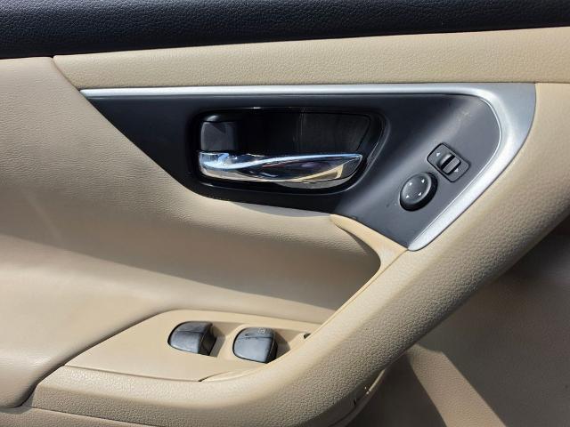 2017 Nissan Altima - $9,991