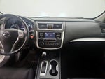 2017 Altima Thumbnail 9