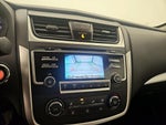2017 Altima Thumbnail 14